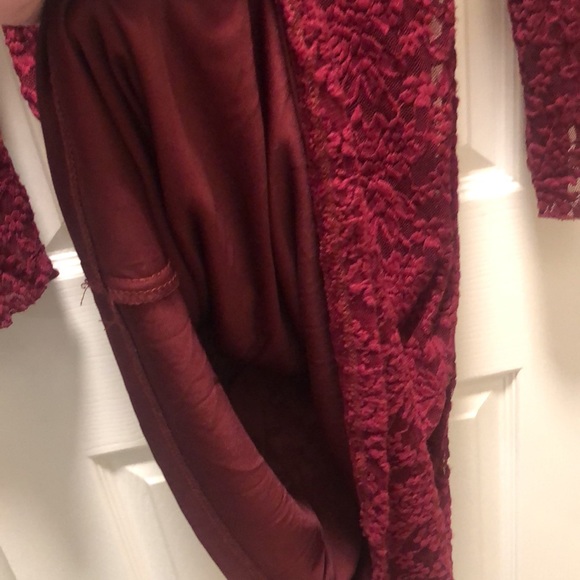 Maroon Lace, Size Med Dress, asymmetrical slv - Picture 4 of 8
